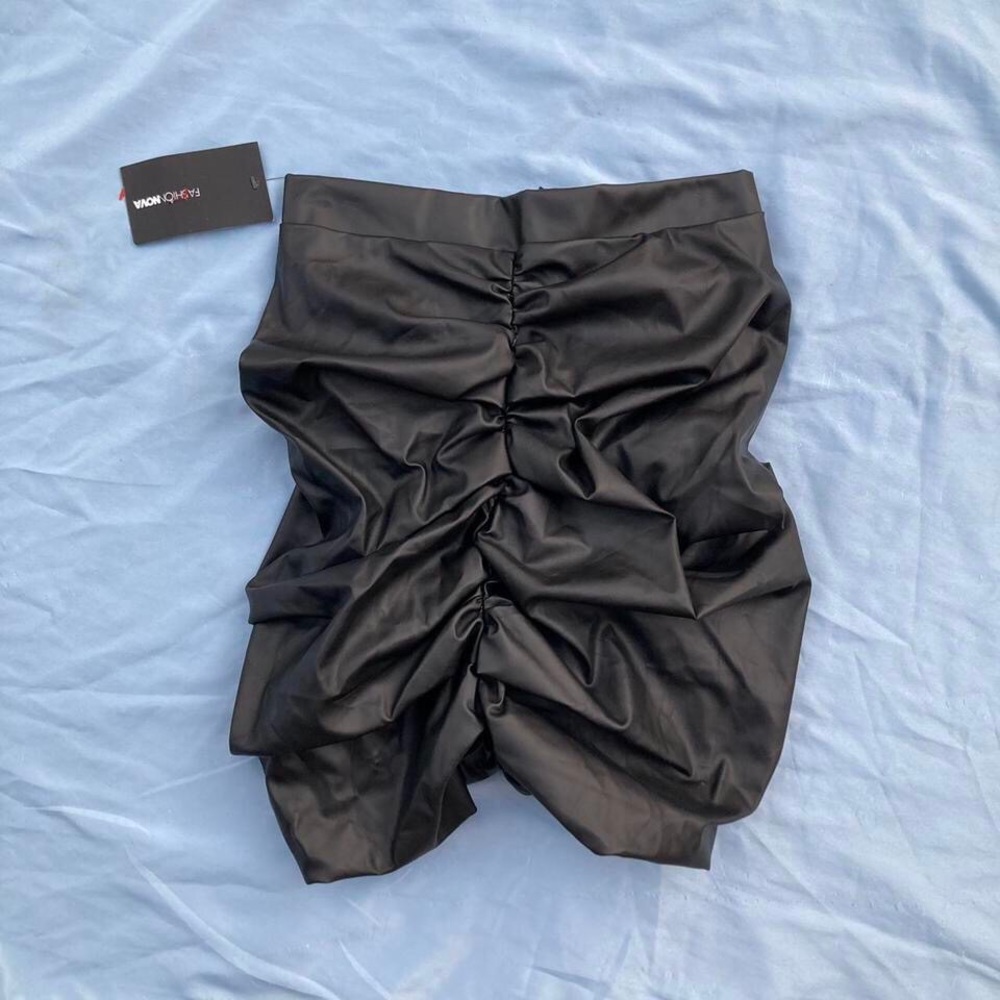 Faux leather mini skirt
